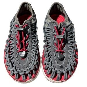 Keen Uneek O2 Sport Sandals Magnet Tango Red Gray Boy Girl 2 youth 1015485 Shoes